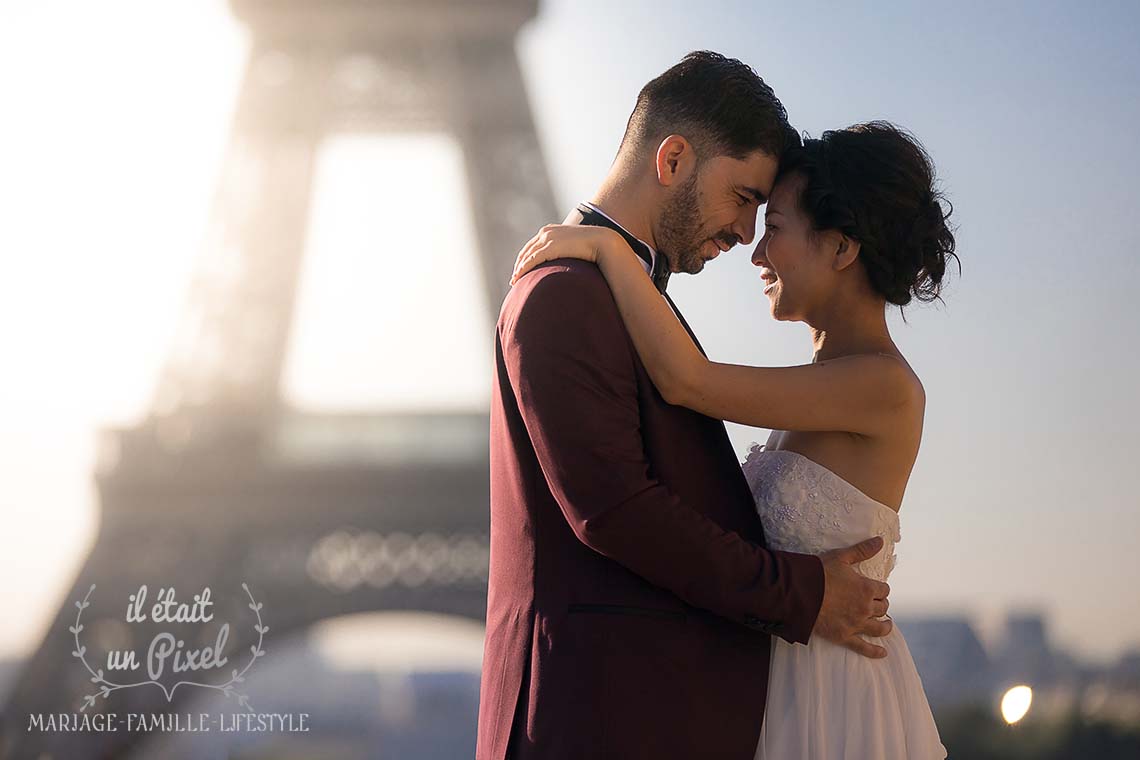 Séance Mariage (Day After) à la Tour Eiffel, Paris