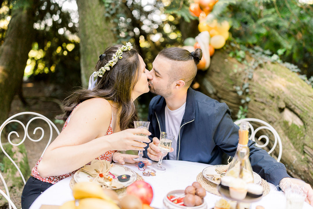 Demande en mariage romantique au Chteau de la Flocellire