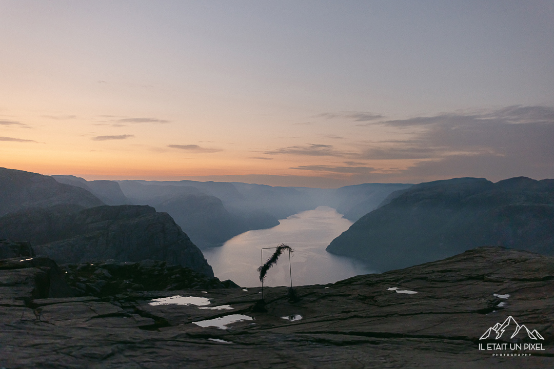 Sance engagement dans les Fjords de Norvge