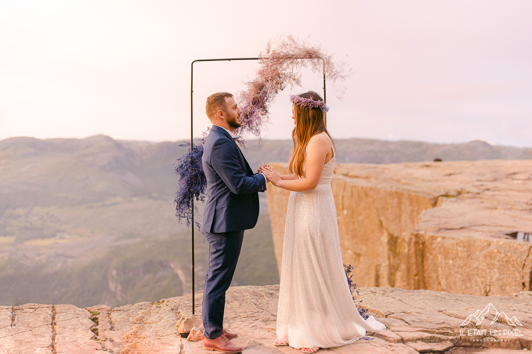 Sance engagement dans les Fjords de Norvge