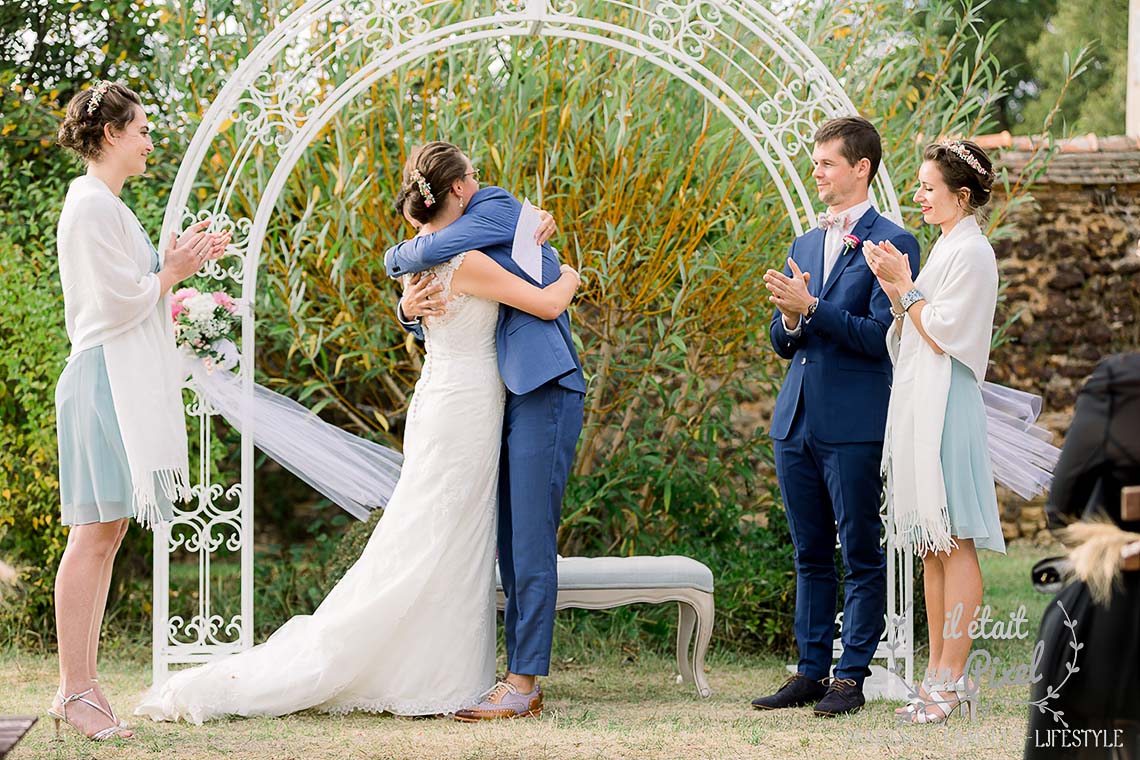 Mariage et ceremonie laique au Chateau de Beaujeu 