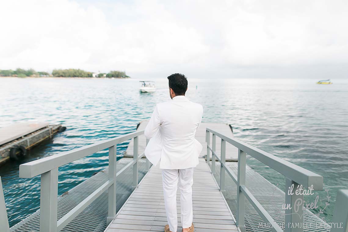 Mauritius Island destination wedding by iletaitunpixel, Jeremie Sangare, in Ile des deux cocos