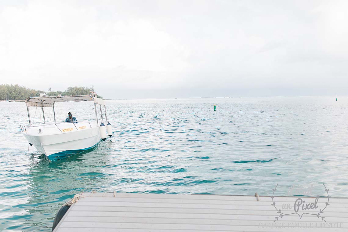 Mauritius Island destination wedding by iletaitunpixel, Jeremie Sangare, in Ile des deux cocos