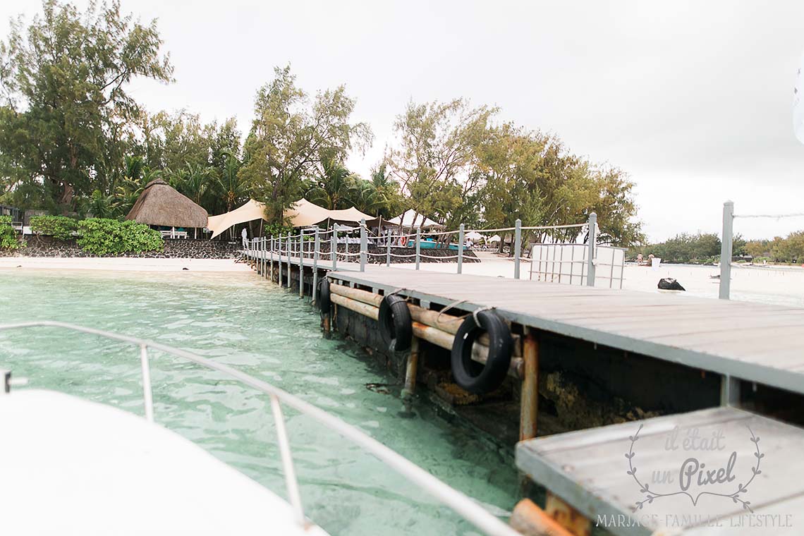 Mauritius Island destination wedding by iletaitunpixel, Jeremie Sangare, in Ile des deux cocos