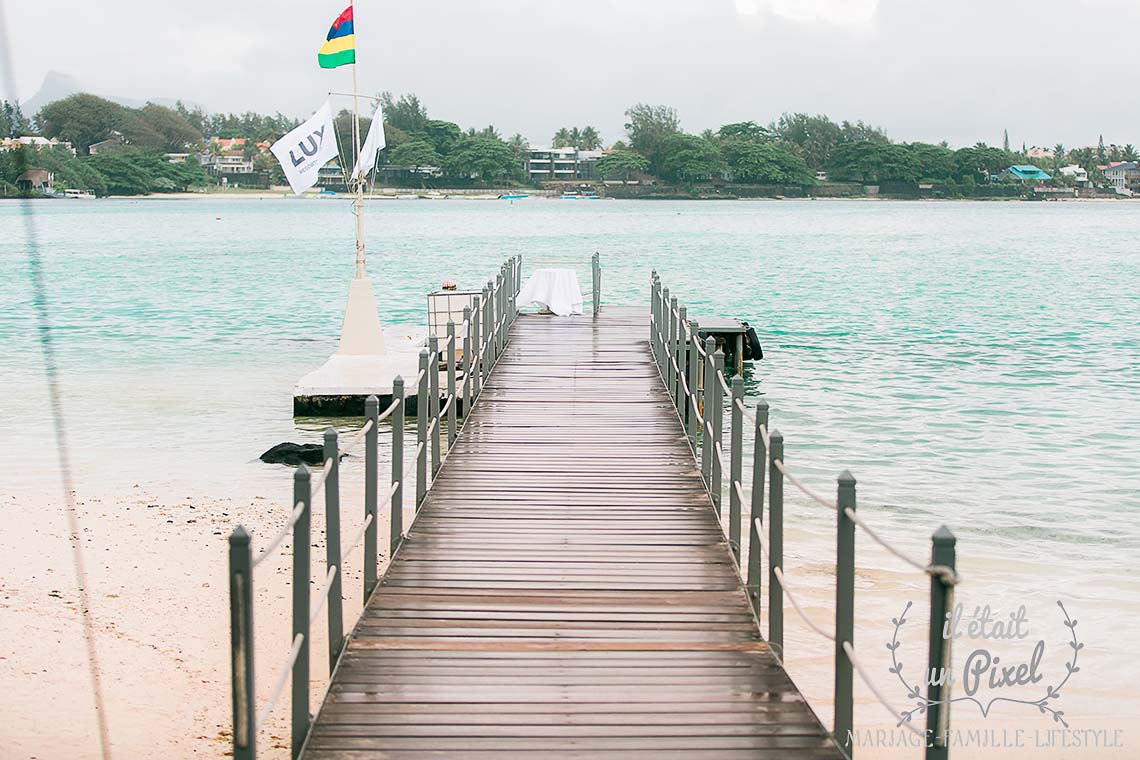 Mauritius Island destination wedding by iletaitunpixel, Jeremie Sangare, in Ile des deux cocos