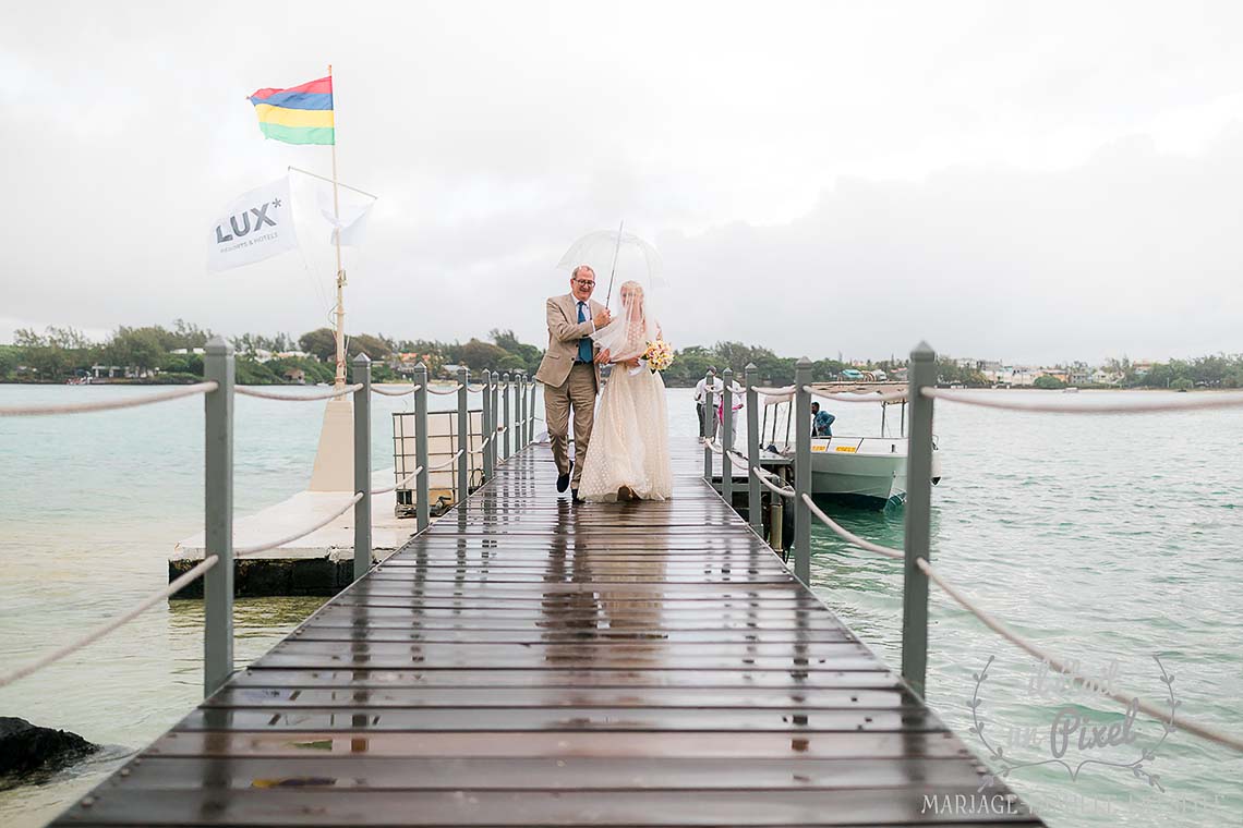 Mauritius Island destination wedding by iletaitunpixel, Jeremie Sangare, in Ile des deux cocos