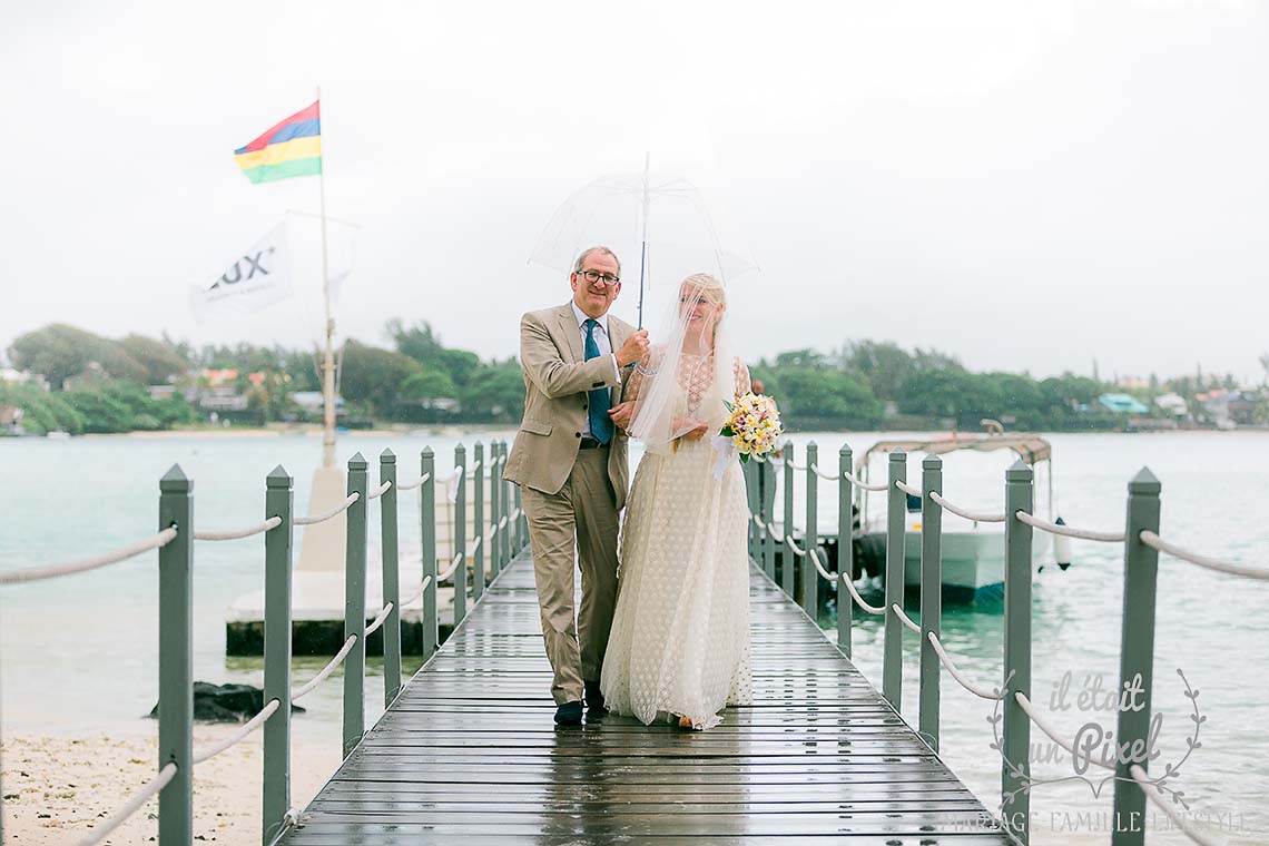 Mauritius Island destination wedding by iletaitunpixel, Jeremie Sangare, in Ile des deux cocos