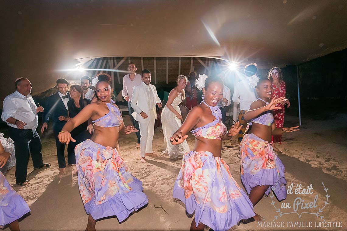 Mauritius Island destination wedding by iletaitunpixel, Jeremie Sangare, in Ile des deux cocos