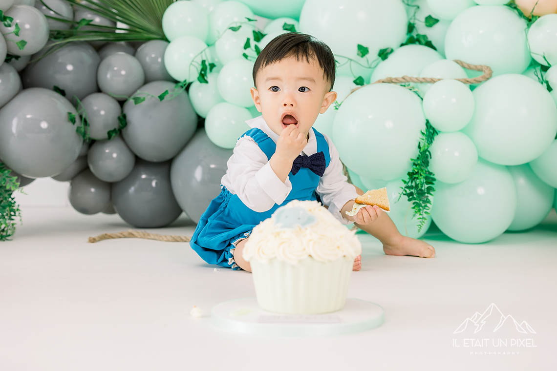 Shooting smash the cake au studio pour fter le premier anniversaire de leur petit garon