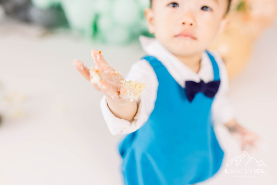 Shooting smash the cake au studio pour fter le premier anniversaire de leur petit garon