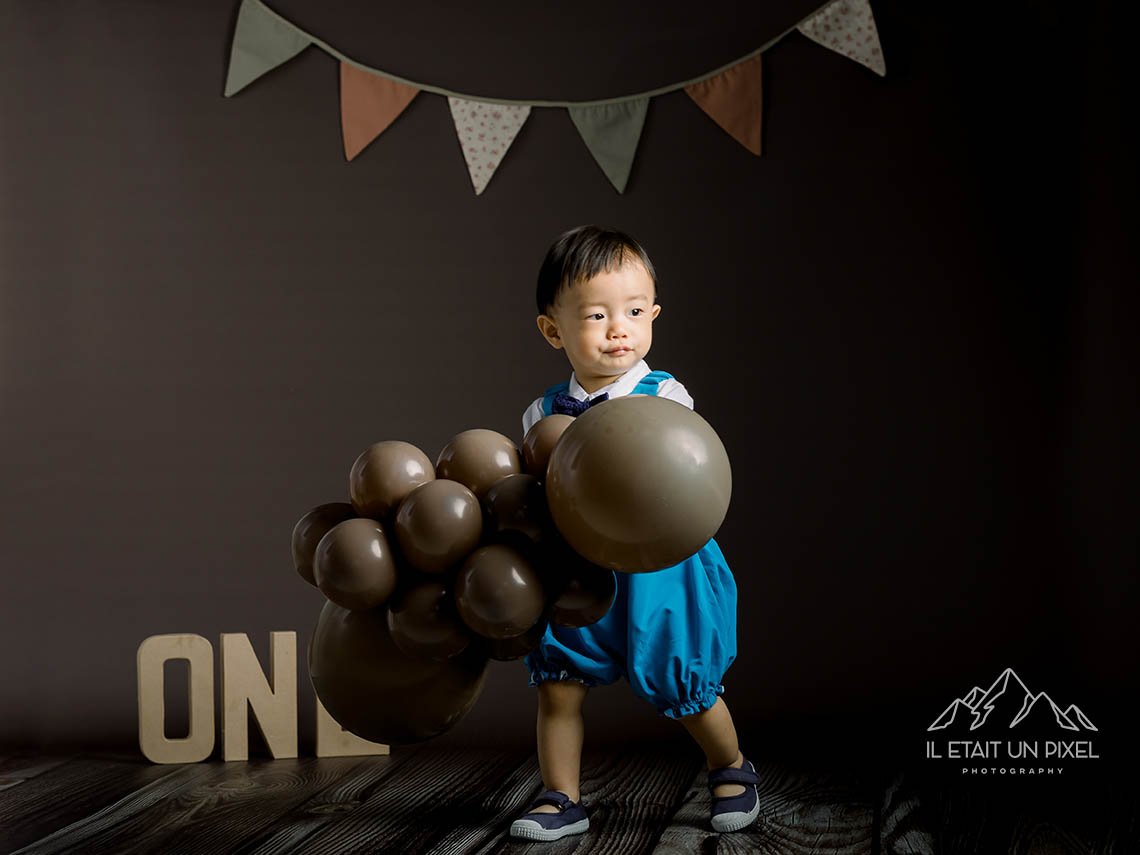 Shooting smash the cake au studio pour fter le premier anniversaire de leur petit garon