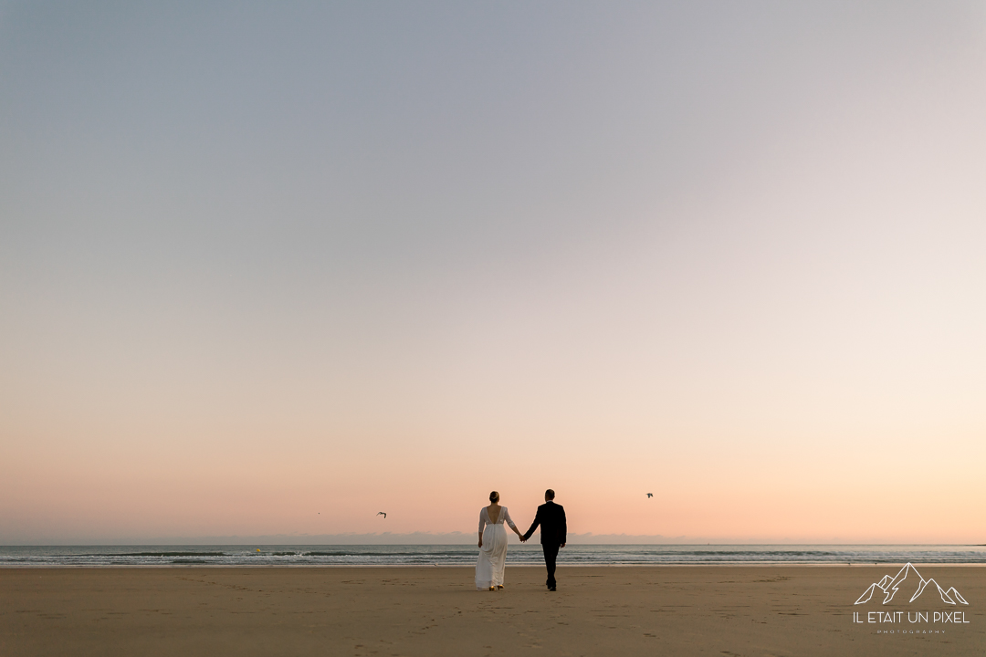 Day After session by the seaside during the blue hour