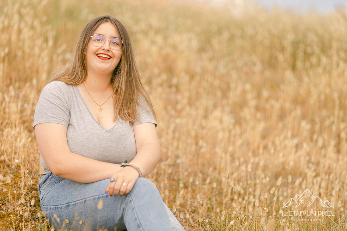 Shooting portrait sur la plage pour fter un anniversaire