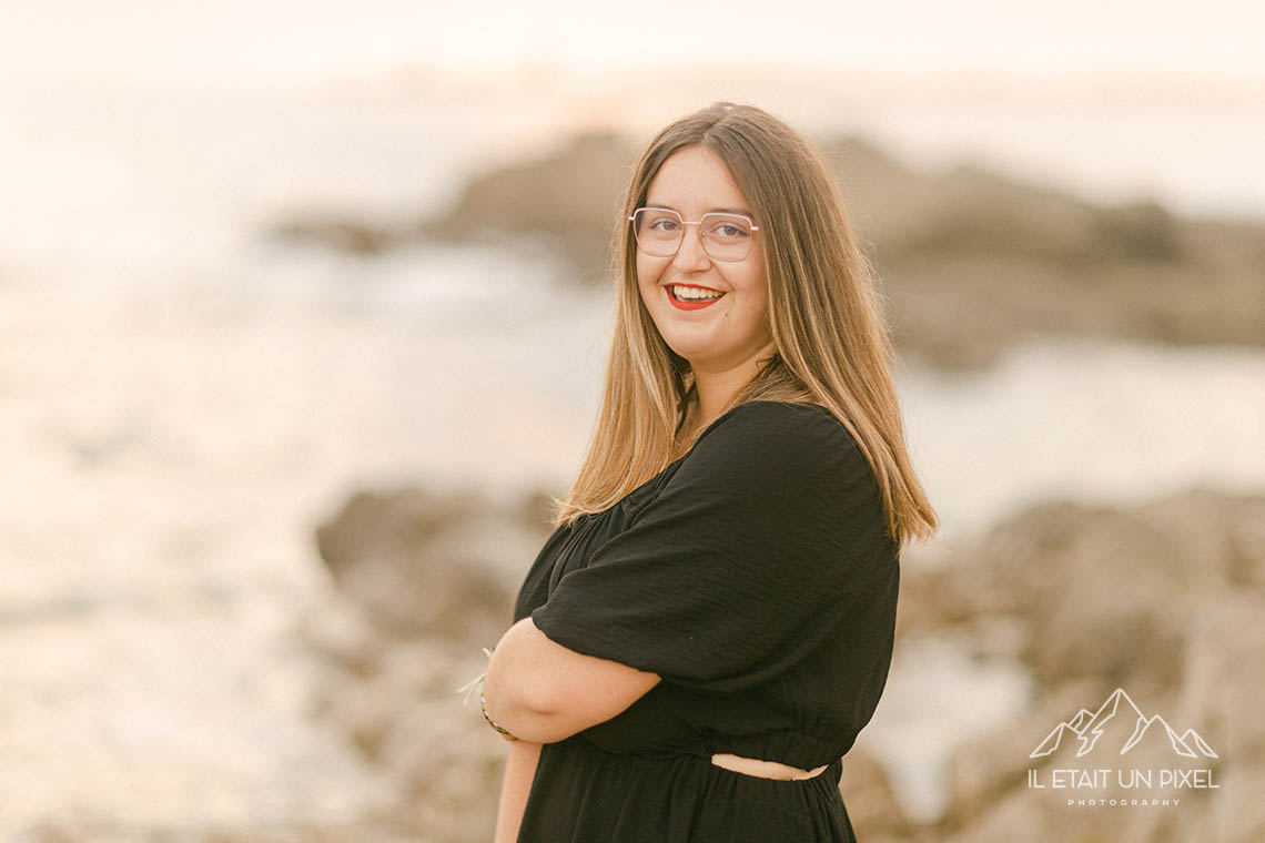 Shooting portrait sur la plage pour fter un anniversaire