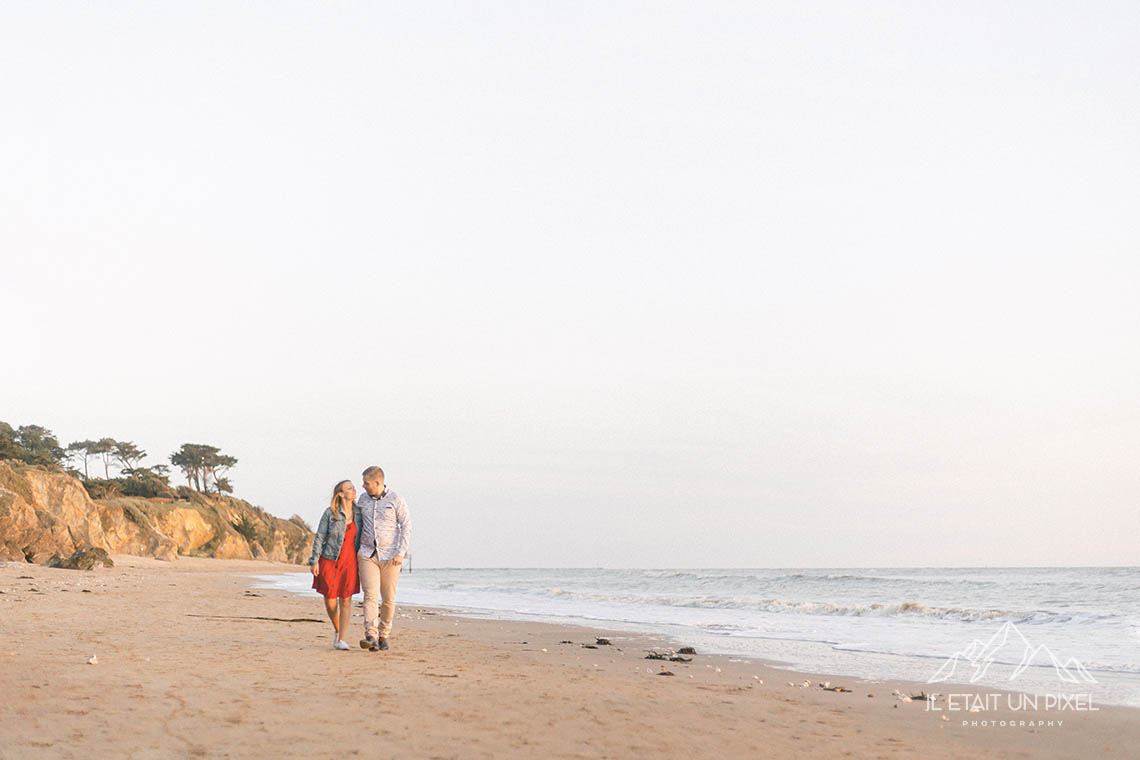 Sance engagement sur la plage de Pornic