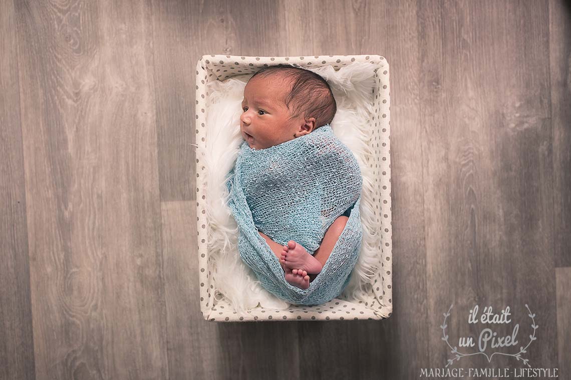 Séance photo naissance en studio pour petit frère !