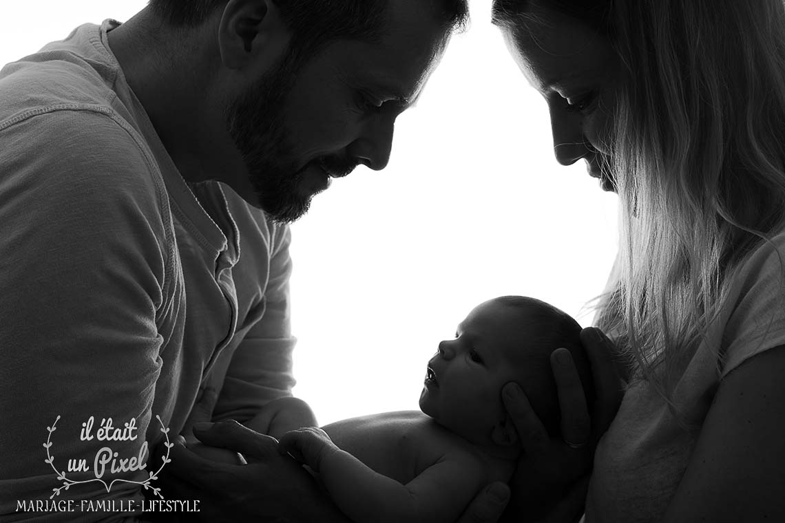 Séance photo naissance de bébé Rose