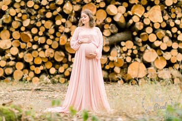 Séance photo de grossesse en forêt près de Versailles