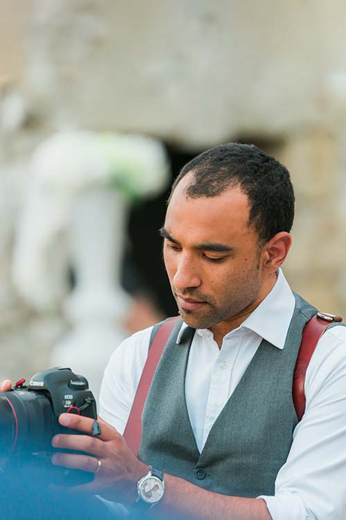 Wedding photographer Jeremie Sangare shooting video