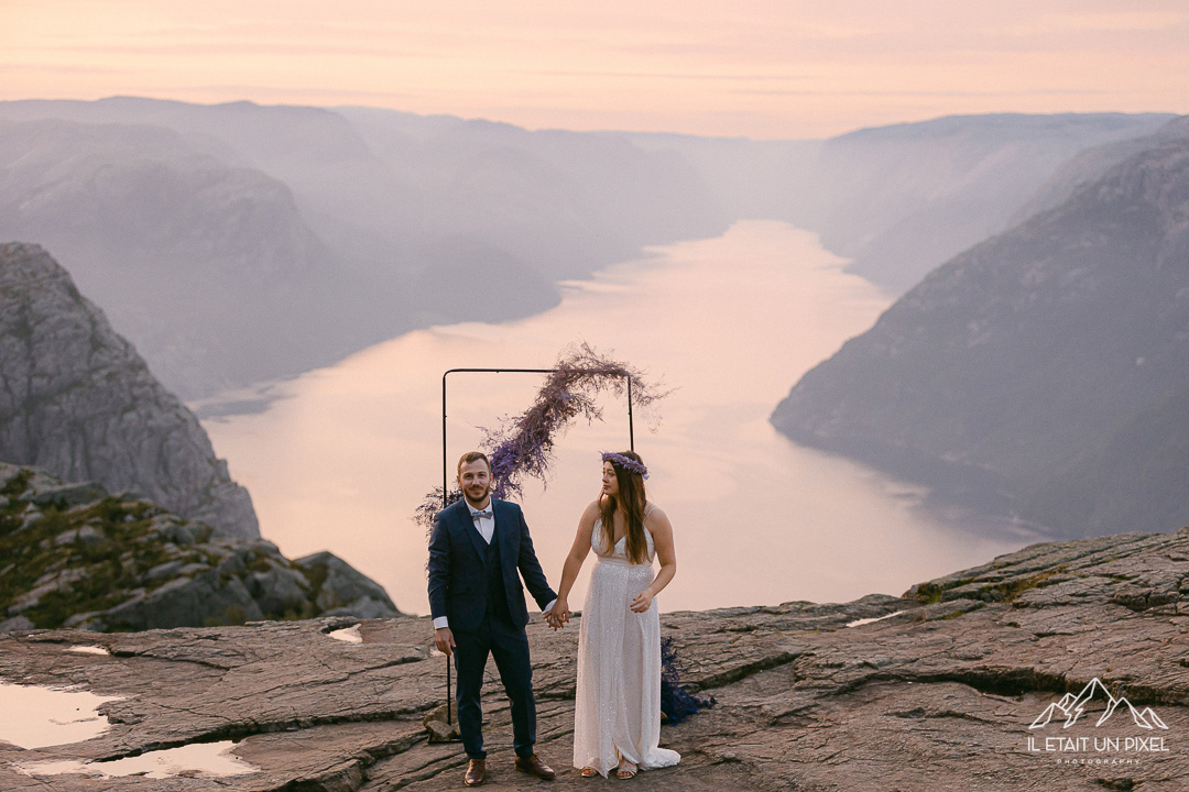 Sance engagement dans les Fjords de Norvge